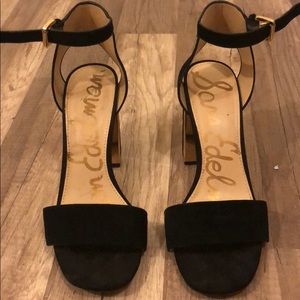 Ankle strap suede black heels